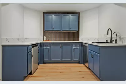 6669 S Anne Marie Dr, Cottonwood Heights, UT 84121 - Photo 43