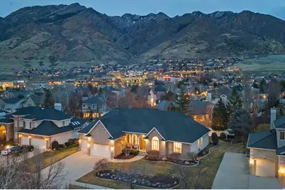 6669 S Anne Marie Dr, Cottonwood Heights, UT 84121 - Photo 3