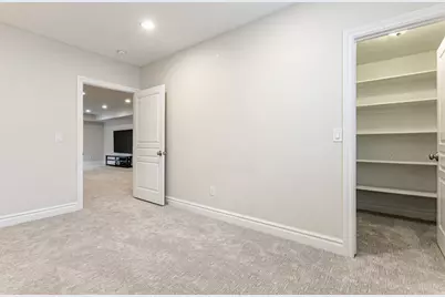 3285 W Black Hawk Dr, South Jordan, UT 84095 - Photo 27