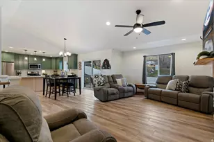 639 W 2150 S, Perry, UT 84302 - Photo 7