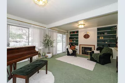 2278 E Carriage Ln S, Holladay, UT 84117 - Photo 11