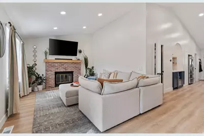 554 W 2900 S, Bountiful, UT 84010 - Photo 5