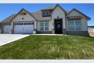 710 S Pine St, Panguitch, UT 84759 - Photo 1