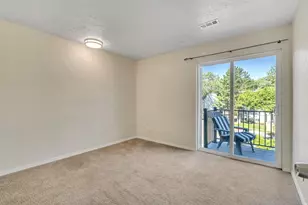 5327 S 560 E, Murray, UT 84107 - Photo 7