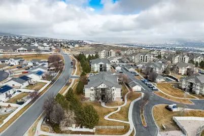 2101 N Morning Star Dr #C10, Saratoga Springs, UT 84045 - Photo 23