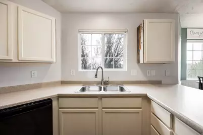 2101 N Morning Star Dr #C10, Saratoga Springs, UT 84045 - Photo 11