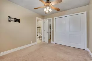1695 E Ensign Pl, Cottonwood Heights, UT 84121 - Photo 17