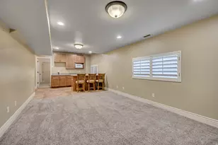 1695 E Ensign Pl, Cottonwood Heights, UT 84121 - Photo 21