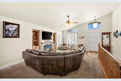 7432 S Green Berry Ct E, Midvale, UT 84047 - Photo 5