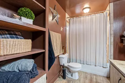 1800 W 1500 N, Vernal, UT 84078 - Photo 15