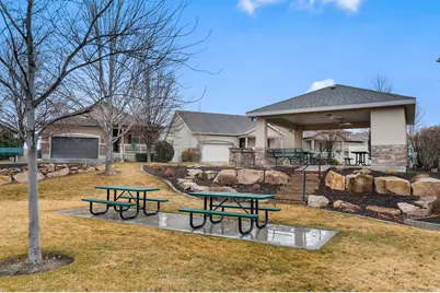11153 S Village Ln, South Jordan, UT 84095 - Photo 31