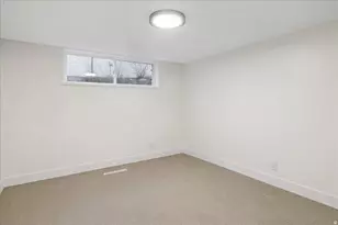 1518 S Canterbury Dr, Salt Lake City, UT 84108 - Photo 33