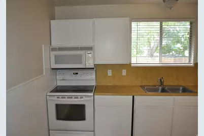 332 W Harvard Dr, Midvale, UT 84047 - Photo 15