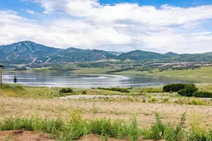 488 E Kayak Dr, Hideout, UT 84036 - Photo 9