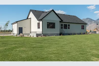 1336 N 1250 E #44, Logan, UT 84341 - Photo 5