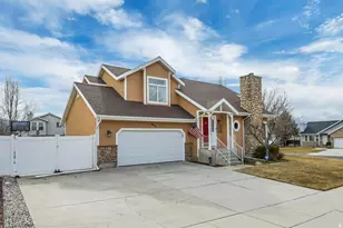 468 E Montana Dr S, Sandy, UT 84070 - Photo 3