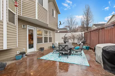 558 Eastpointe Cir, North Salt Lake, UT 84054 - Photo 33
