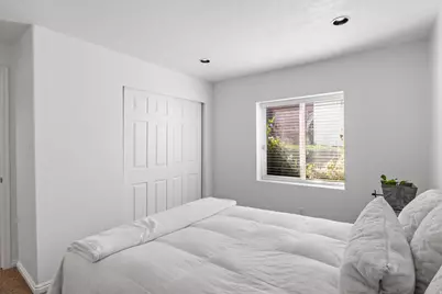 558 Eastpointe Cir, North Salt Lake, UT 84054 - Photo 25