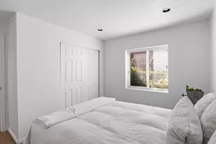 558 Eastpointe Cir, North Salt Lake, UT 84054 - Photo 25