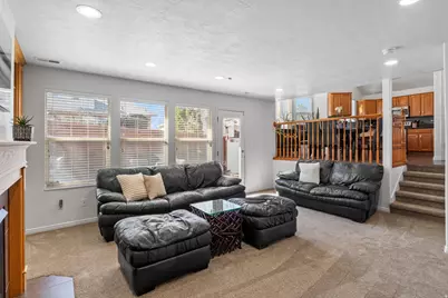 558 Eastpointe Cir, North Salt Lake, UT 84054 - Photo 23