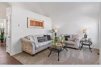 558 Eastpointe Cir, North Salt Lake, UT 84054 - Photo 11