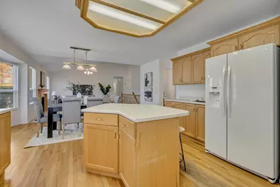 9414 S 1980 W, South Jordan, UT 84095 - Photo 17