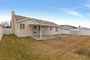 5444 S 4050 W, Roy, UT 84067 - Photo 19