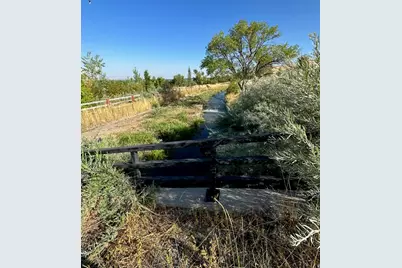 555 N 750 E, Hyde Park, UT 84318 - Photo 51