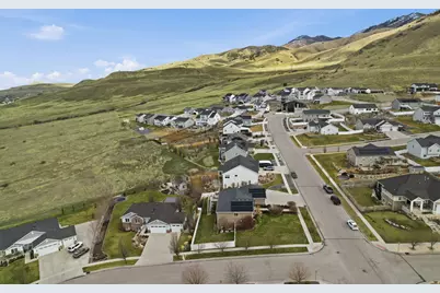 555 N 750 E, Hyde Park, UT 84318 - Photo 49