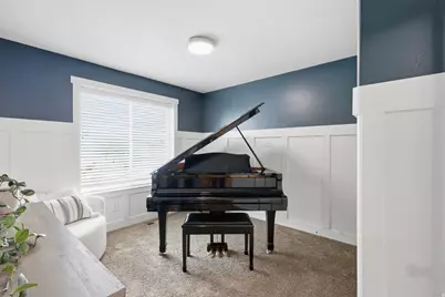 555 N 750 E, Hyde Park, UT 84318 - Photo 19