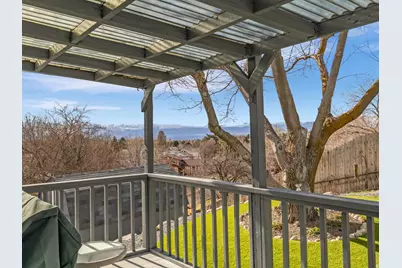 9078 S Daybreak Dr, Sandy, UT 84093 - Photo 5
