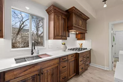 2313 S Wellington St E, Salt Lake City, UT 84106 - Photo 15