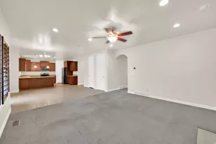 13529 S Chamonix Way, Riverton, UT 84065 - Photo 7