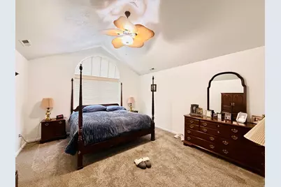 2049 W Abbey View Rd S, West Jordan, UT 84088 - Photo 11