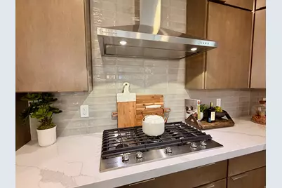 5894 N Canyon Rim Rd #621, Lehi, UT 84048 - Photo 11