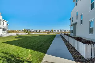 11207 S Kestrel Rise Rd, South Jordan, UT 84009 - Photo 33