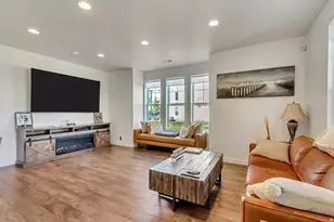 11207 S Kestrel Rise Rd, South Jordan, UT 84009 - Photo 3