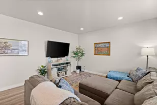 3329 S Claire Ave W, Syracuse, UT 84075 - Photo 15