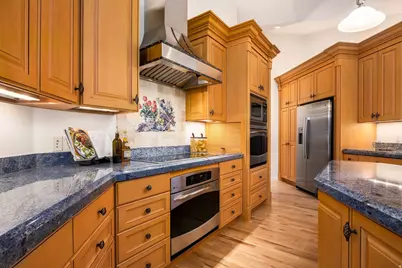 2115 E Connor Park Cv, Salt Lake City, UT 84109 - Photo 7