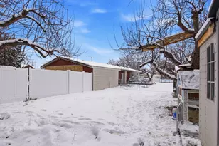1055 E 200 N, Springville, UT 84663 - Photo 27