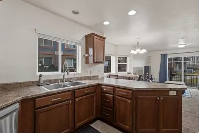 8229 S Resaca Dr #D3, Sandy, UT 84070 - Photo 3