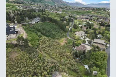 10667 S Hidden Ridge Ln, Sandy, UT 84092 - Photo 7