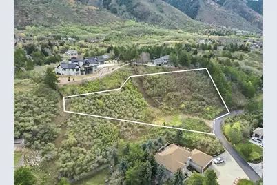 10667 S Hidden Ridge Ln, Sandy, UT 84092 - Photo 13