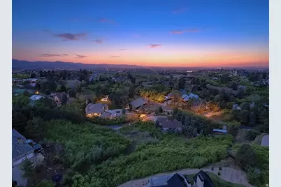 10667 S Hidden Ridge Ln, Sandy, UT 84092 - Photo 3