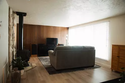 380 E 400 N, Centerville, UT 84014 - Photo 7