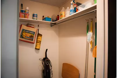 380 E 400 N, Centerville, UT 84014 - Photo 27