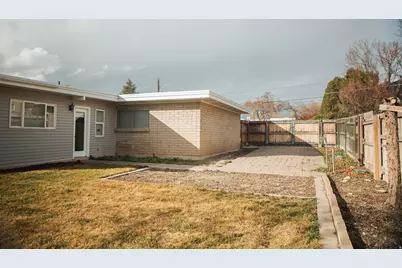 380 E 400 N, Centerville, UT 84014 - Photo 51