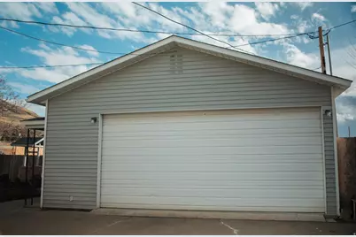 380 E 400 N, Centerville, UT 84014 - Photo 55