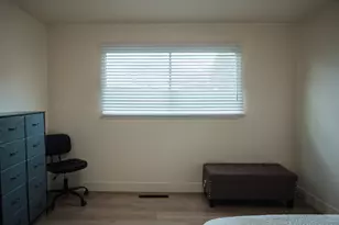 380 E 400 N, Centerville, UT 84014 - Photo 43