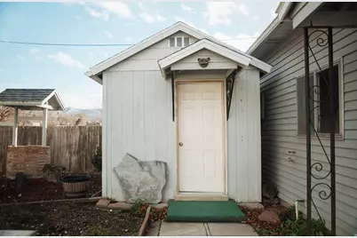 380 E 400 N, Centerville, UT 84014 - Photo 47